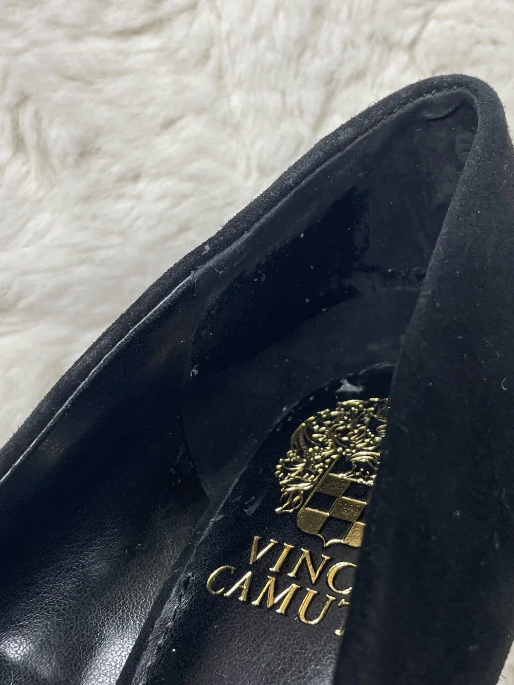 Vince Camuto classic pointed